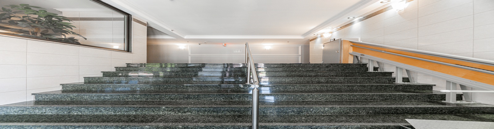 2 Bedrooms Bedrooms, 8 Rooms Rooms,2 BathroomsBathrooms,Apartment,For Sale,1118
