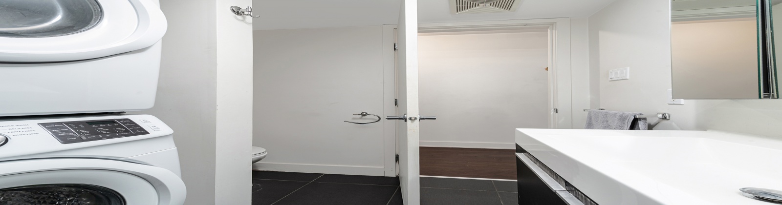 1 Bedroom Bedrooms, 1 Room Rooms,1 BathroomBathrooms,Appartement,À vendre,1252
